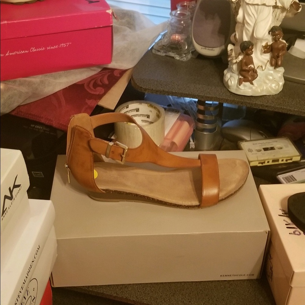 Sandals - Picture 1 of 1